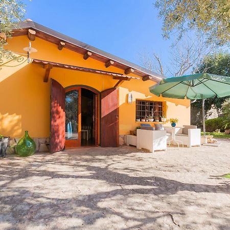 Aspromonte Yellow House Bitonto Exterior photo